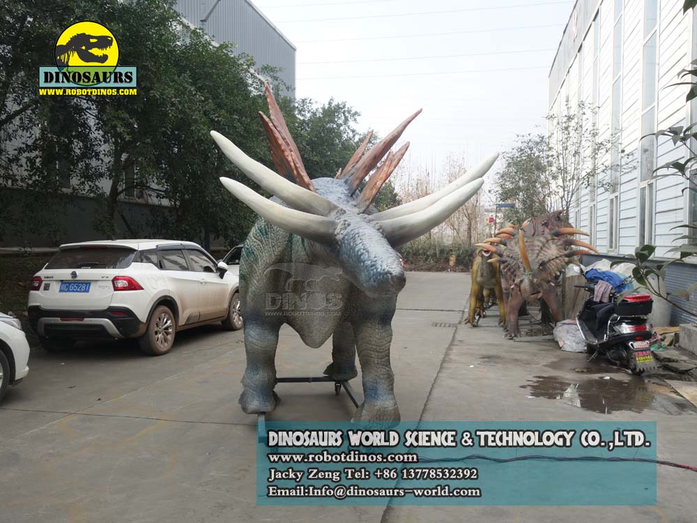 Animatronic-Stegosaurus-4