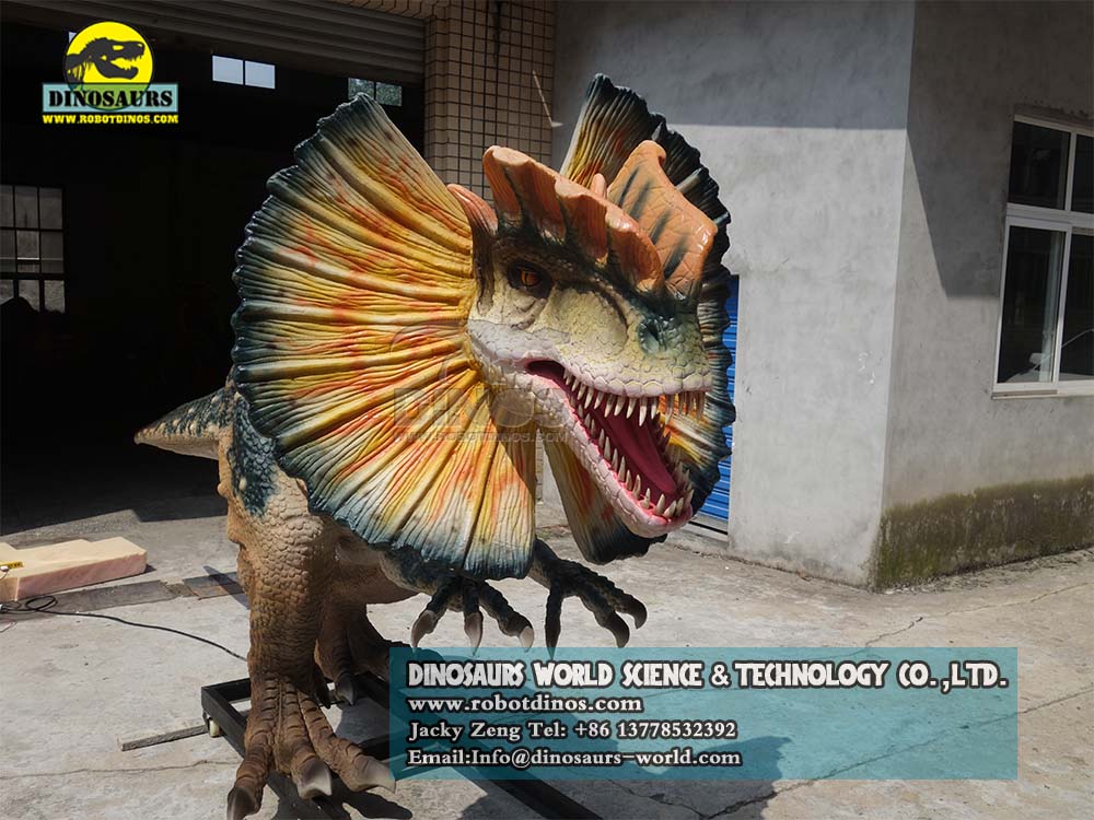 DWD248 Animatronic Dilophosaurus (2)